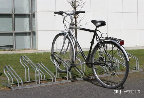 武漢懷舊 專(zhuān)偷自行車(chē)鈴鐺蓋子